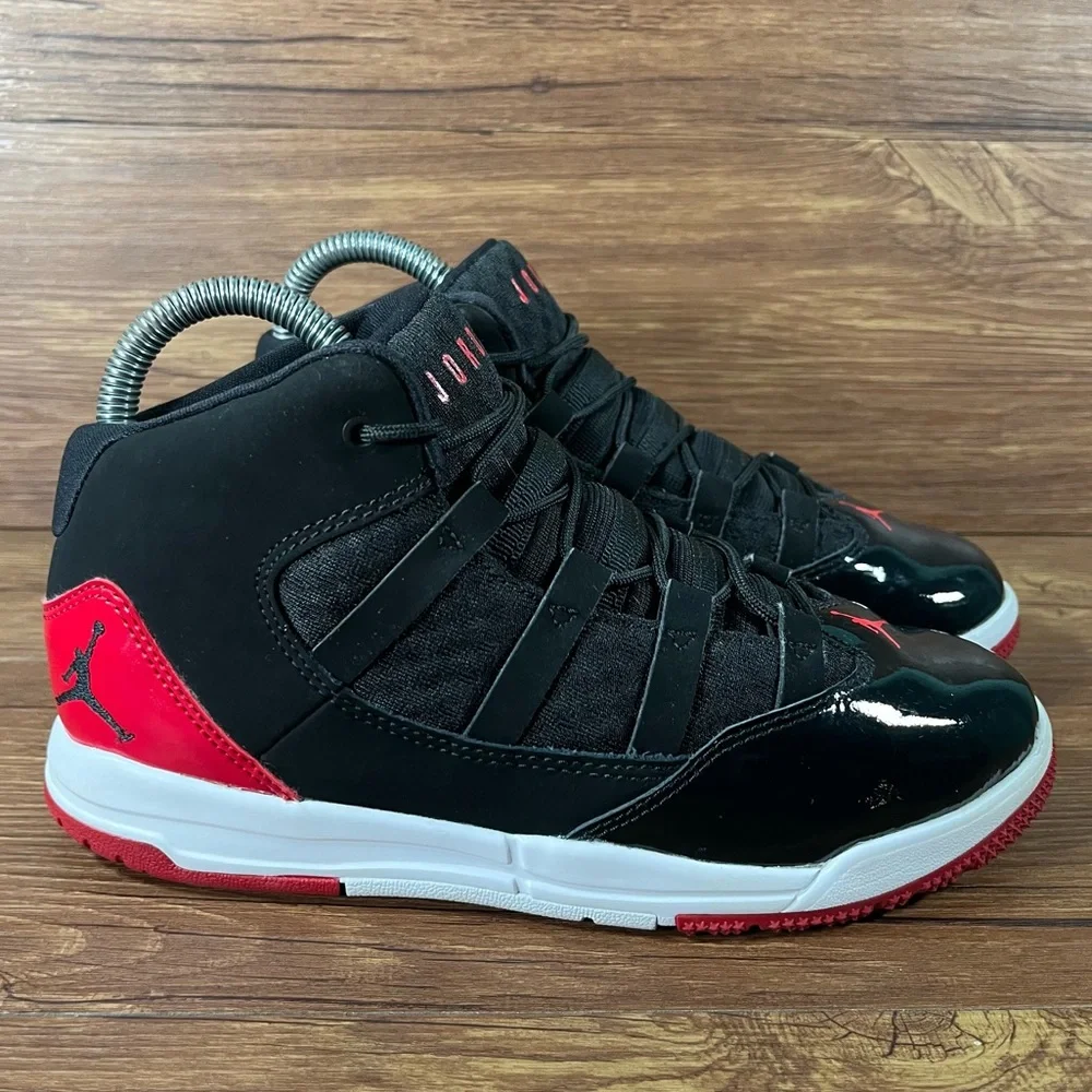 Jordan Max Aura Bred Athletic Sneakers Size 3Y Shoes